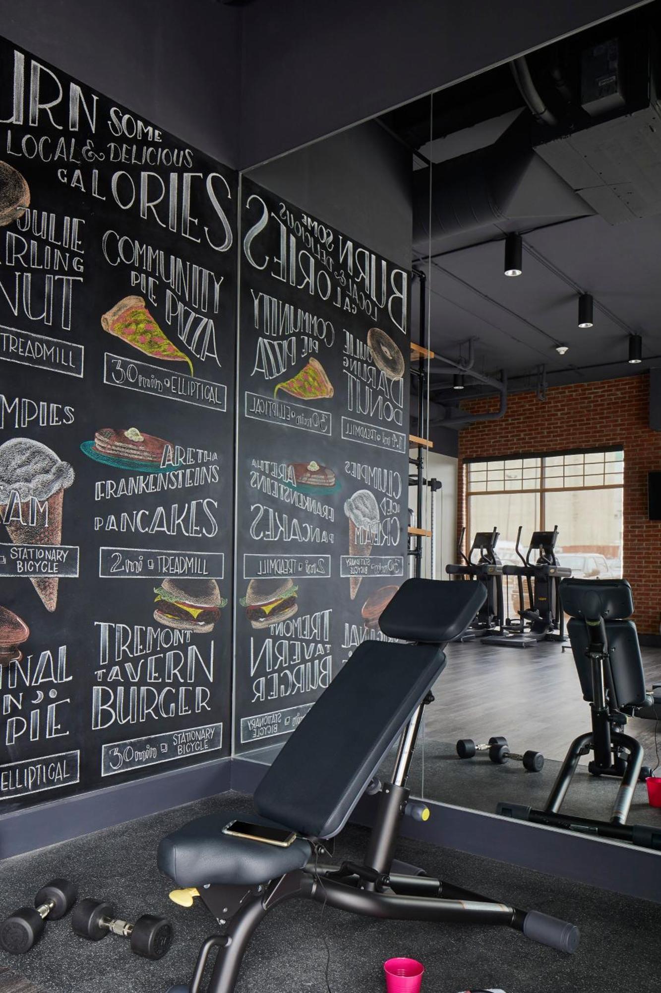 Moxy Chattanooga Downtown Exterior photo